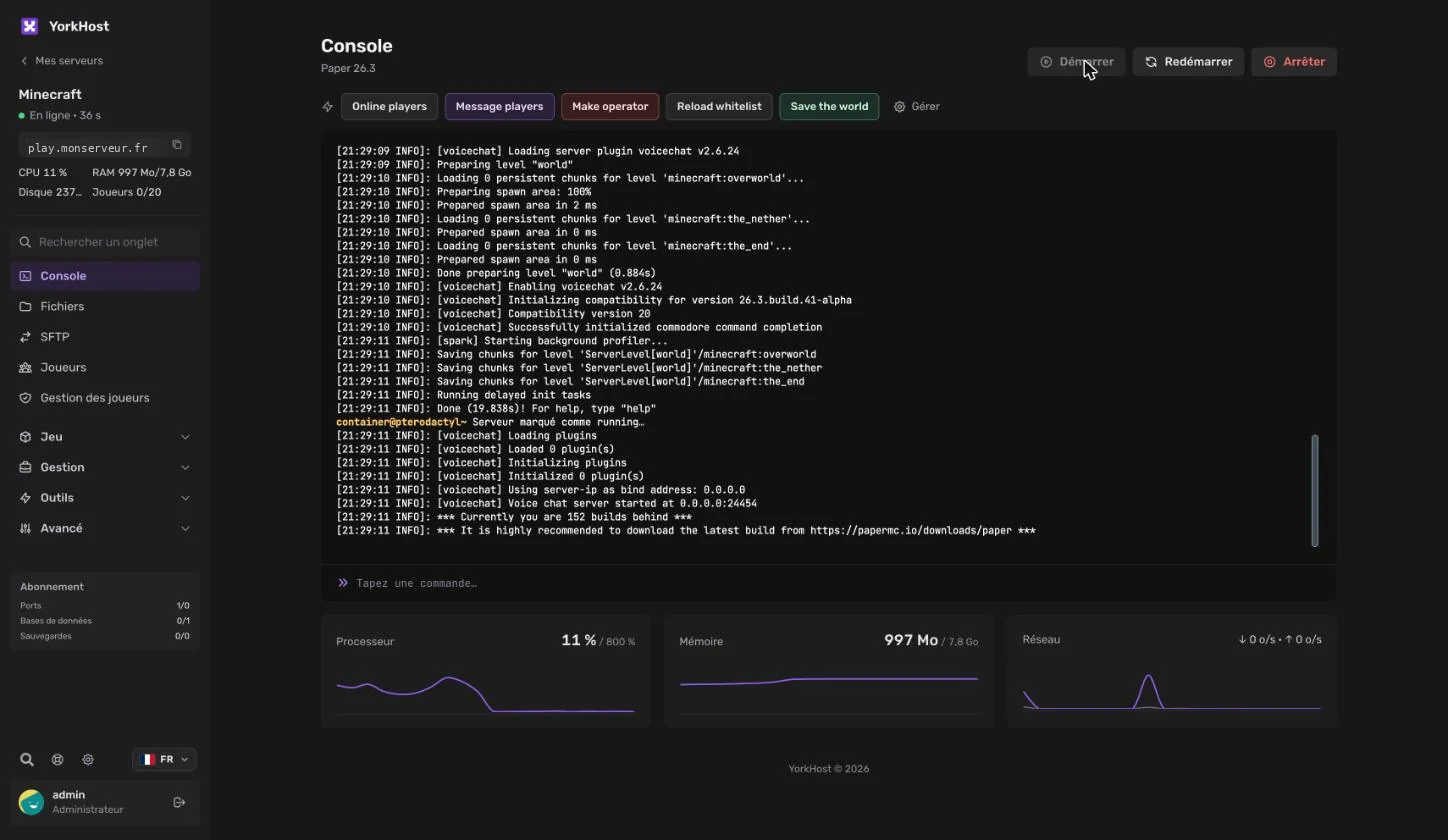 Console du panel YorkHost sur un serveur Minecraft